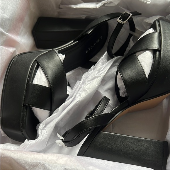 Lisa Vicky JAZZ-V Black Leather Platform Strappy Sandals | Size 8.5 NIB - Picture 10 of 12